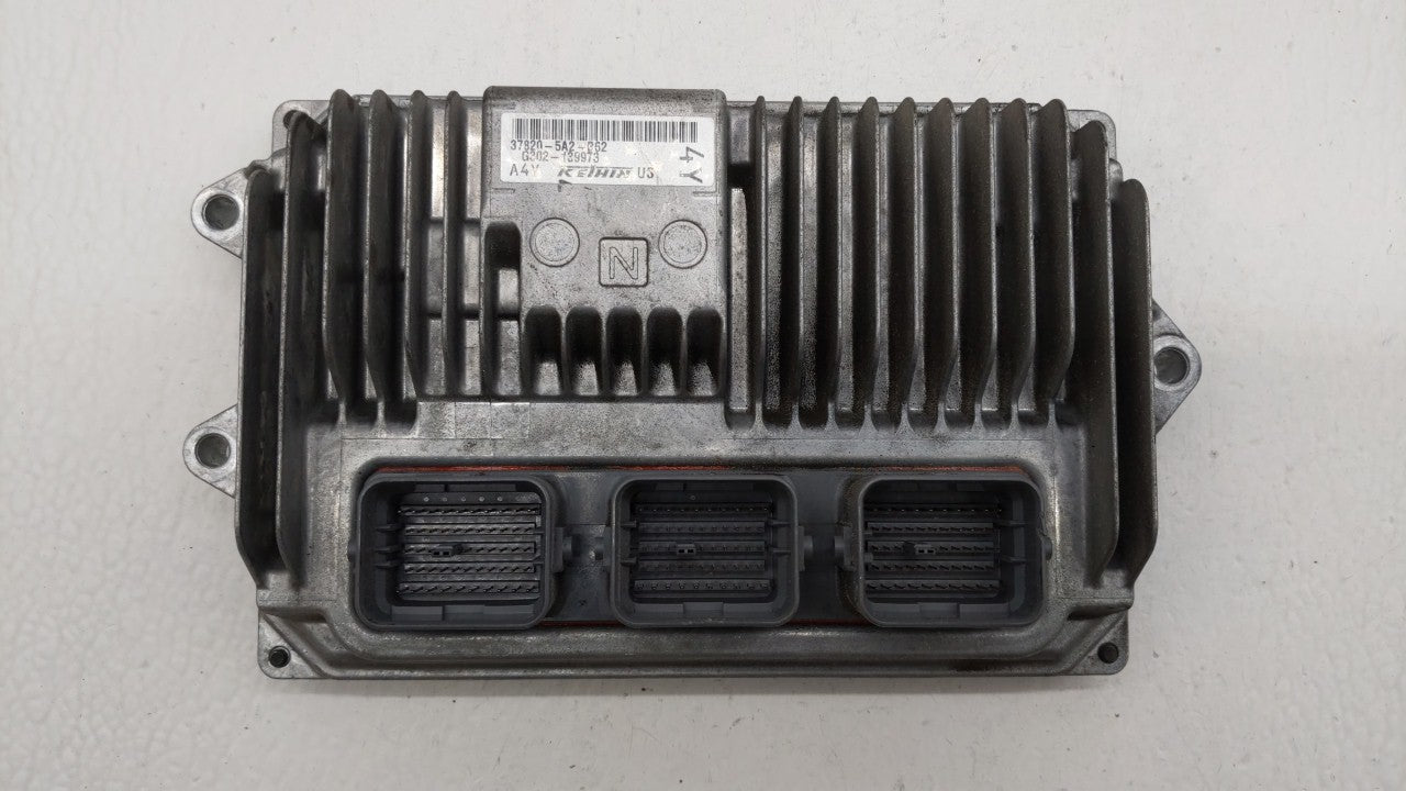 2014 Honda Accord PCM Engine Control Computer ECU ECM PCU OEM P/N:37820-5A2-G61 37820-5A2-B62, 37820-5A2-B61 Fits OEM Used A
