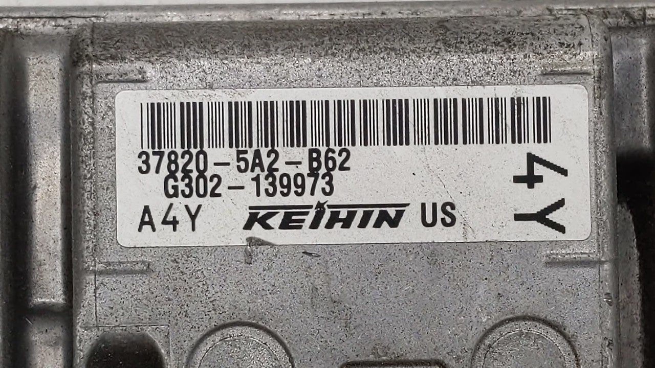 2014 Honda Accord PCM Engine Control Computer ECU ECM PCU OEM P/N:37820-5A2-G61 37820-5A2-B62, 37820-5A2-B61 Fits OEM Used A