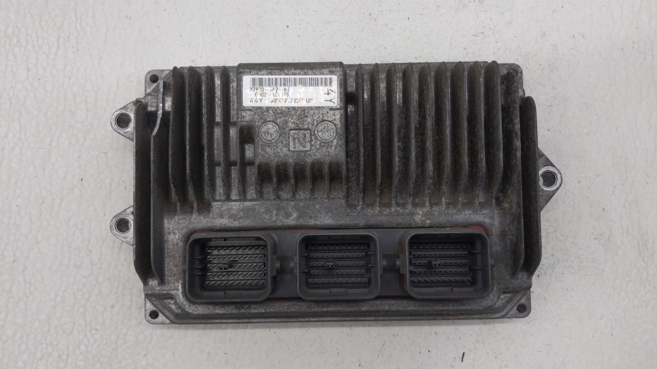 2014 Honda Accord PCM Engine Control Computer ECU ECM PCU OEM P/N:37820-5A2-G61 37820-5A2-B62, 37820-5A2-B61 Fits OEM Used A