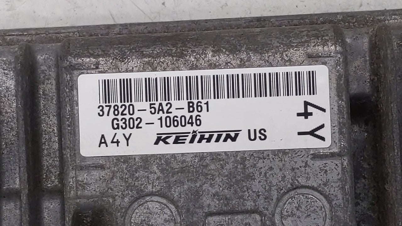2014 Honda Accord PCM Engine Control Computer ECU ECM PCU OEM P/N:37820-5A2-G61 37820-5A2-B62, 37820-5A2-B61 Fits OEM Used A