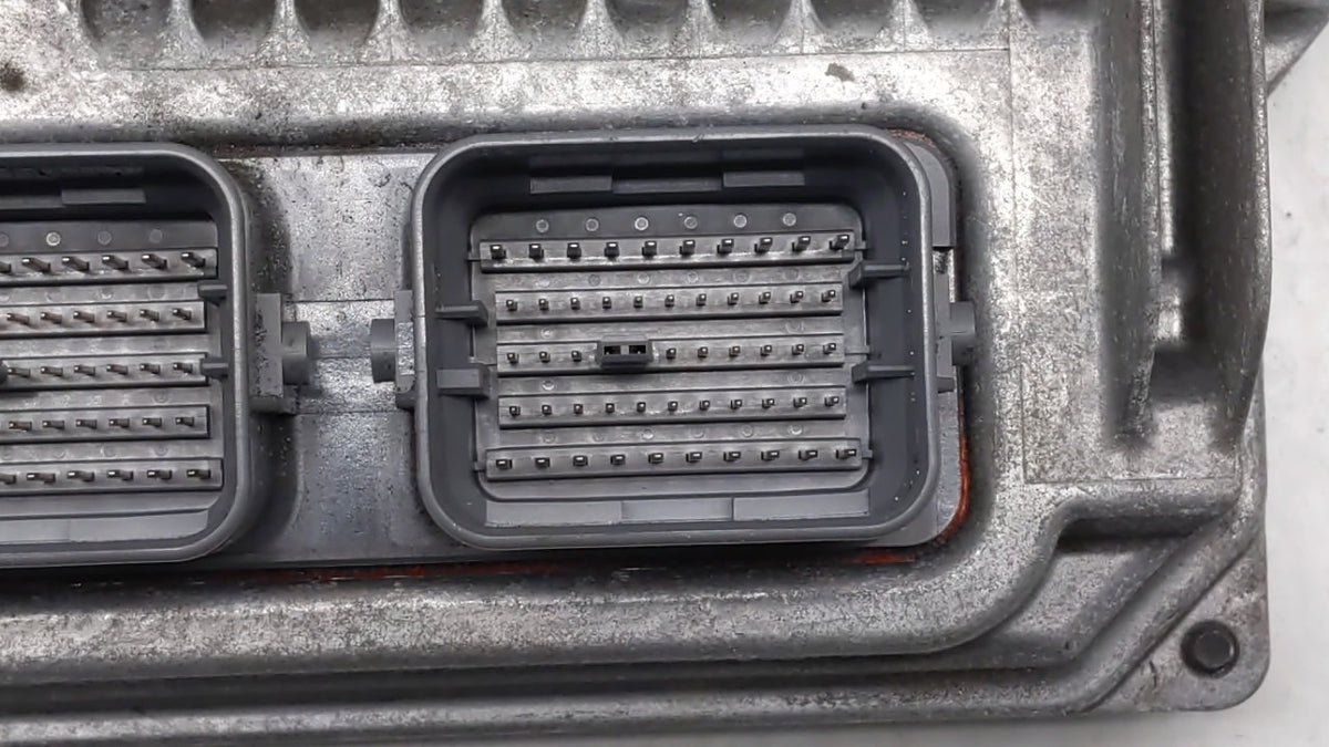 2014 Honda Accord PCM Engine Control Computer ECU ECM PCU OEM P/N:37820-5A2-B52 37820-5A2-B51 OEM Used Auto Parts - Oemuseda