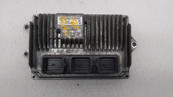 compare product 2014 Honda Accord PCM Engine Control Computer ECU ECM PCU OEM P/N:37820-5A3-L31 37820-5A3-L32 Fits OEM Used Auto Parts