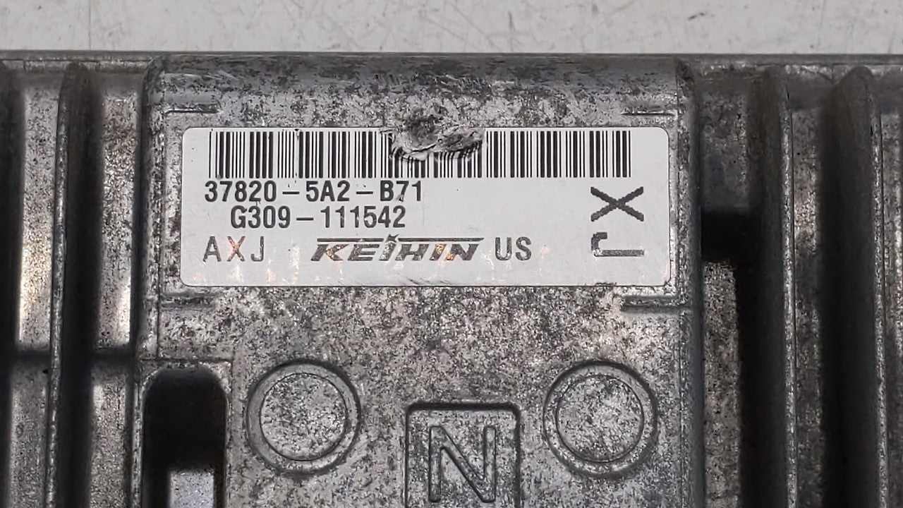 2014 Honda Accord PCM Engine Control Computer ECU ECM PCU OEM P/N:37820-5A2-B72 37820-5A3-L32, 37820-5A3-L31, 37820-5A2-B71 