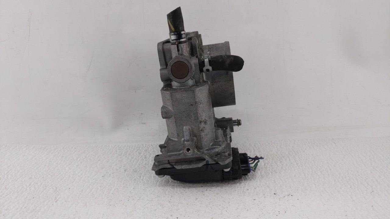 2013-2017 Honda Accord Throttle Body P/N:GMF4A Fits Fits 2013 2014 2015 2016 2017 2018 OEM Used Auto Parts - Oemusedautopart