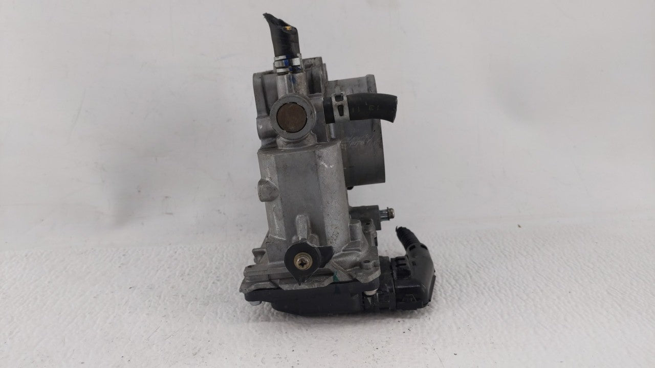 2013-2017 Honda Accord Throttle Body P/N:GMF4A Fits Fits 2013 2014 2015 2016 2017 2018 OEM Used Auto Parts - Oemusedautopart