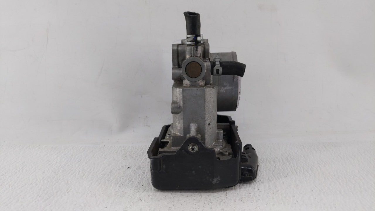 2013-2017 Honda Accord Throttle Body P/N:GMF4A Fits Fits 2013 2014 2015 2016 2017 2018 OEM Used Auto Parts - Oemusedautopart
