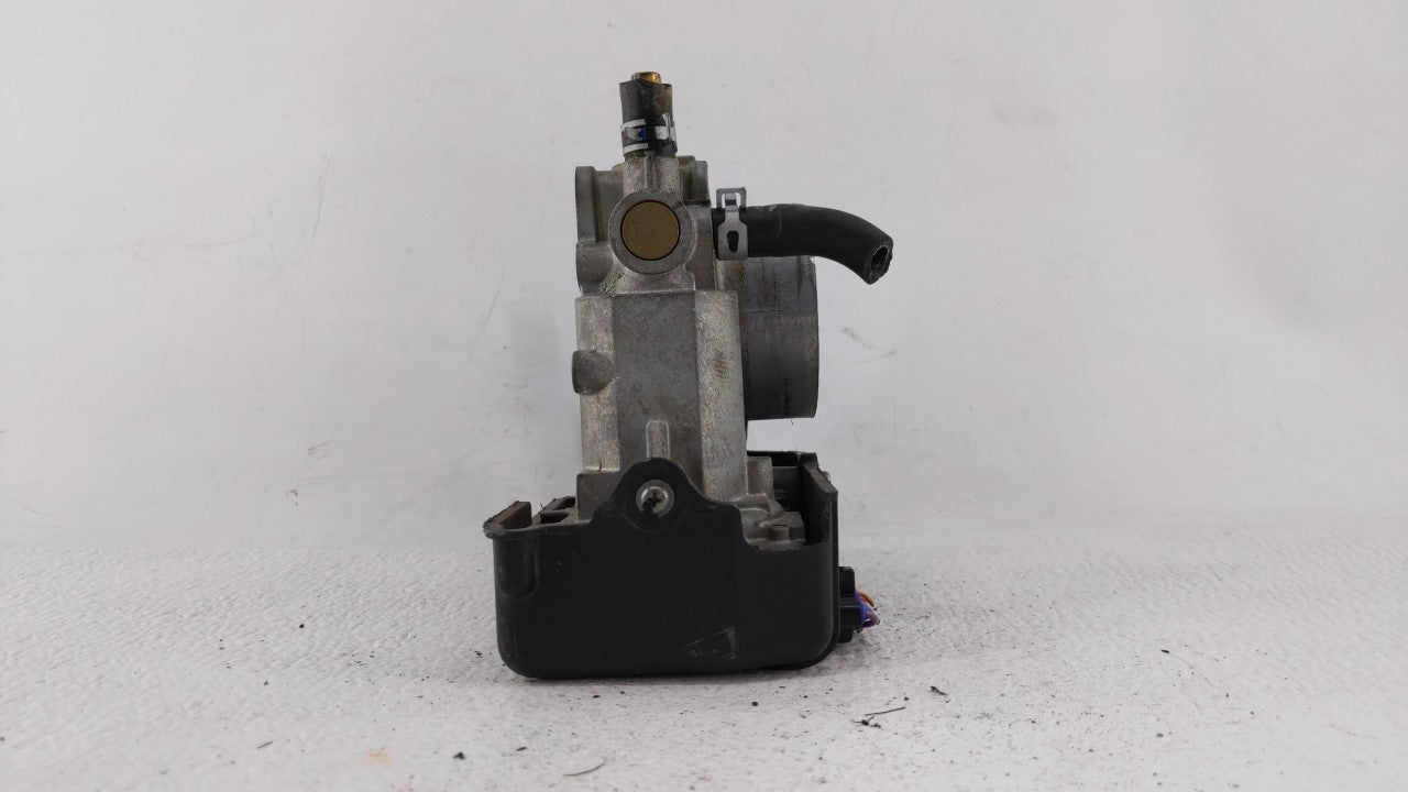 2013-2017 Honda Accord Throttle Body P/N:GMF4A Fits Fits 2013 2014 2015 2016 2017 2018 OEM Used Auto Parts - Oemusedautopart