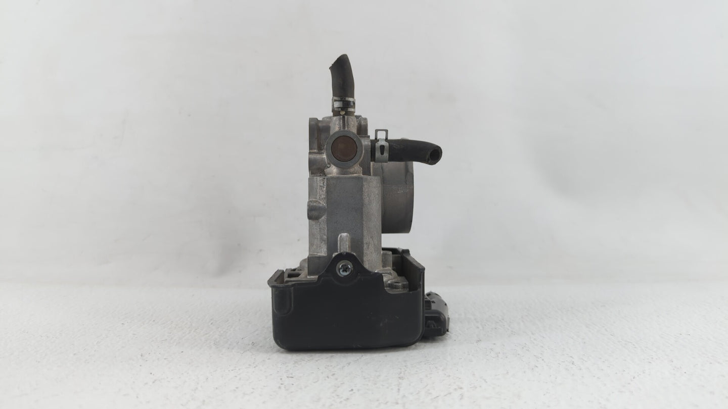 2013-2017 Honda Accord Throttle Body P/N:GMF4A Fits Fits 2013 2014 2015 2016 2017 2018 OEM Used Auto Parts - Oemusedautopart