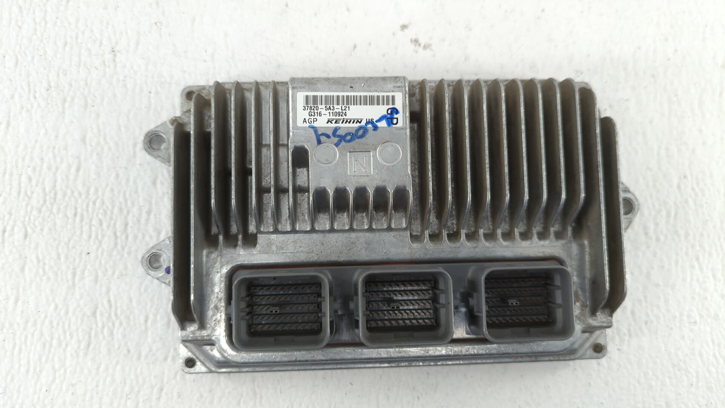 2014 Honda Accord PCM Engine Control Computer ECU ECM PCU OEM P/N:37820-5A3-L21 37820-5A3-L22 Fits OEM Used Auto Parts - Oem