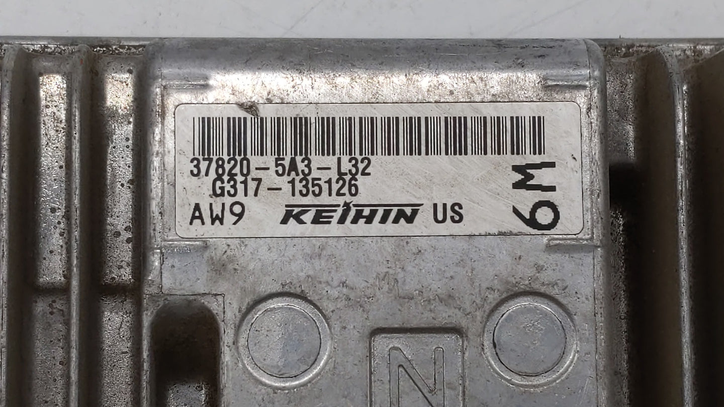 2014 Honda Accord PCM Engine Control Computer ECU ECM PCU OEM P/N:37820-5A3-L31 37820-5A3-L32 Fits OEM Used Auto Parts - Oem