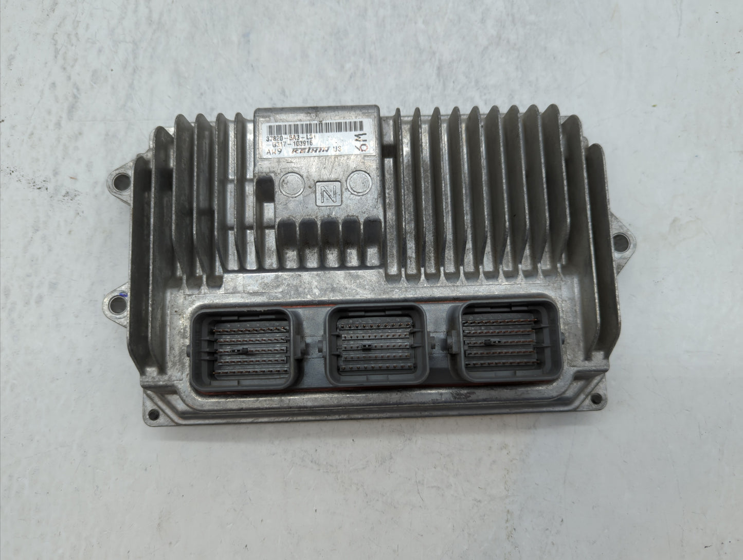 2014 Honda Accord PCM Engine Control Computer ECU ECM PCU OEM P/N:37820-5A3-L31 37820-5A3-L32 Fits OEM Used Auto Parts - Oem