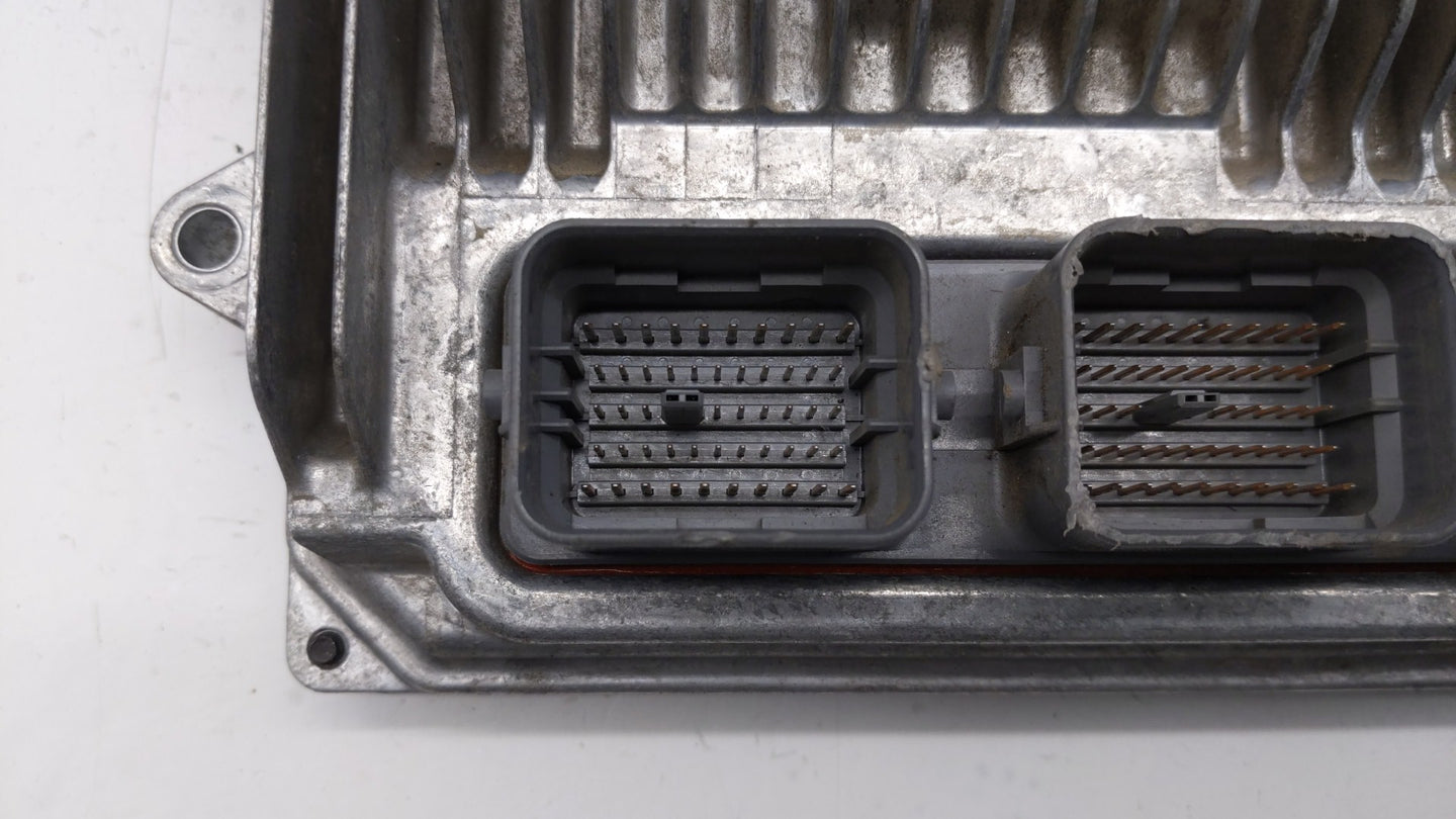 2014 Honda Accord PCM Engine Control Computer ECU ECM PCU OEM P/N:37820-5A3-L12 37820-5A2-B52, 37820-5A3-L11 Fits OEM Used A