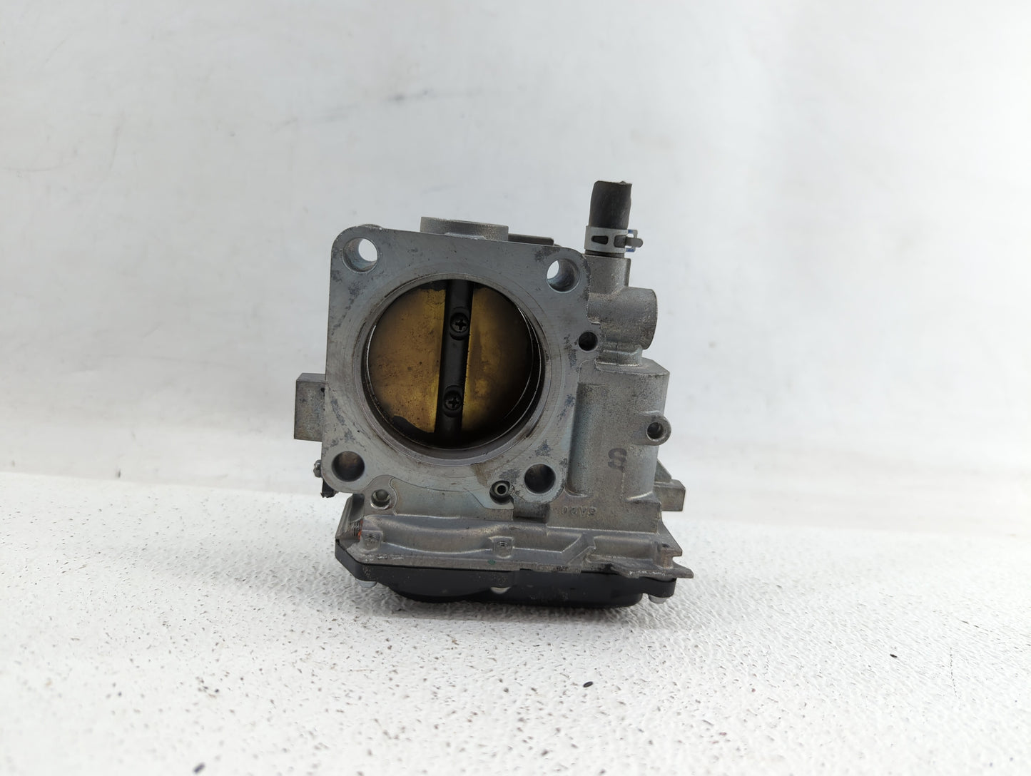 2013-2017 Honda Accord Throttle Body P/N:GMF4A Fits Fits 2013 2014 2015 2016 2017 2018 OEM Used Auto Parts - Oemusedautopart