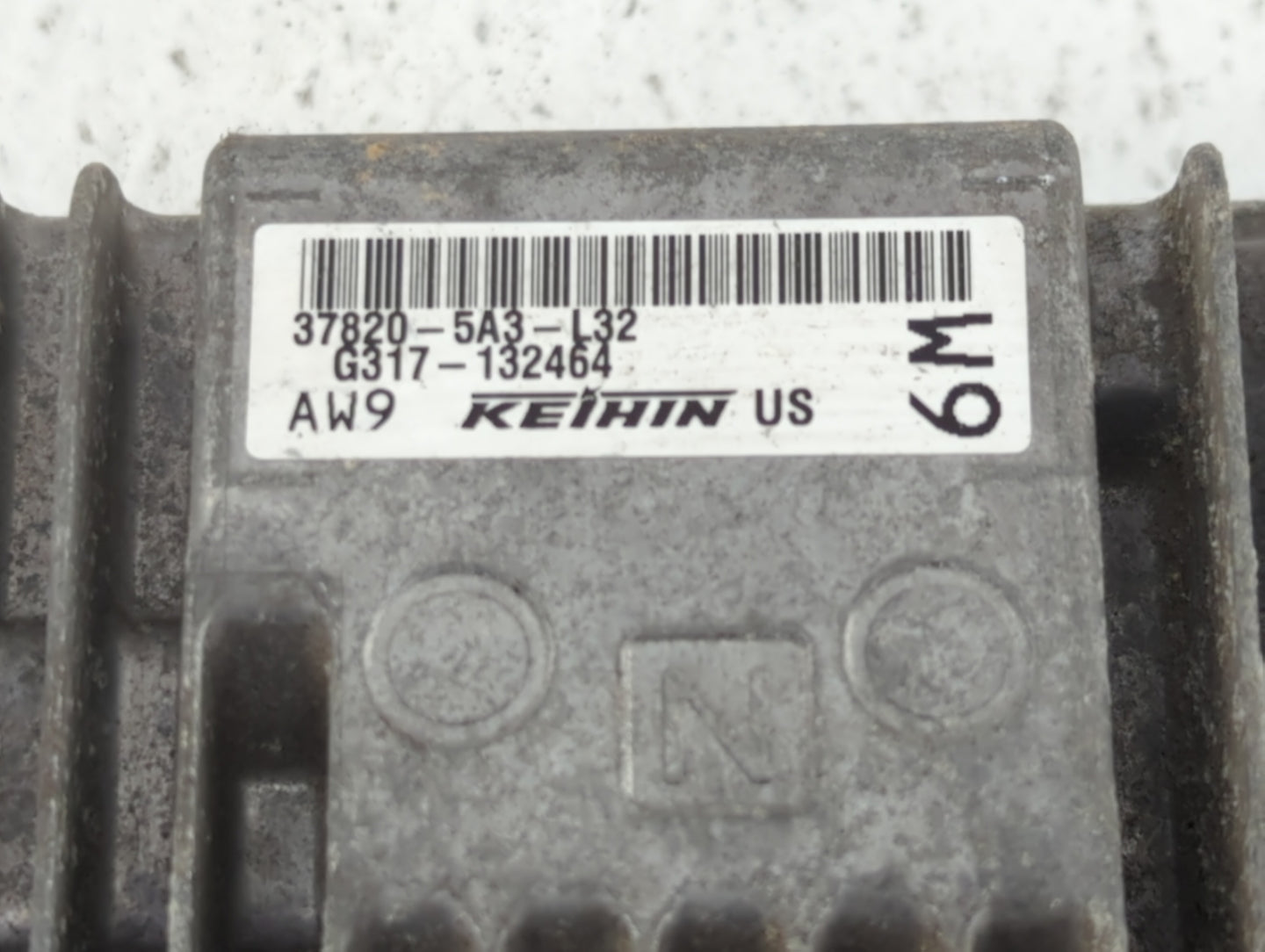 2014 Honda Accord PCM Engine Control Computer ECU ECM PCU OEM P/N:37820-5A3-L31 37820-5A3-L32 Fits OEM Used Auto Parts - Oem