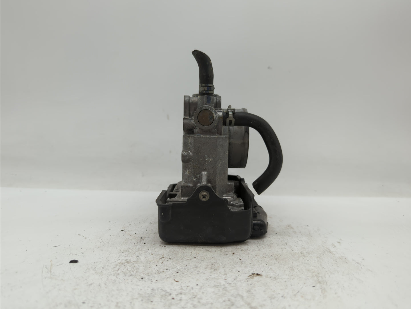 2013-2017 Honda Accord Throttle Body P/N:GMF4A Fits Fits 2013 2014 2015 2016 2017 2018 OEM Used Auto Parts - Oemusedautopart