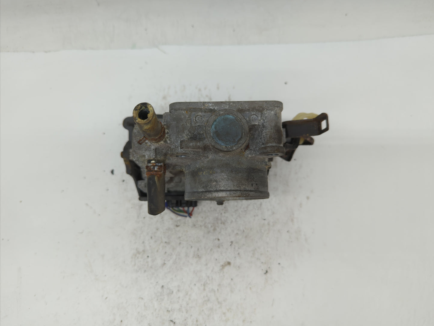 2013-2017 Honda Accord Throttle Body P/N:GMF4A Fits Fits 2013 2014 2015 2016 2017 2018 OEM Used Auto Parts - Oemusedautopart
