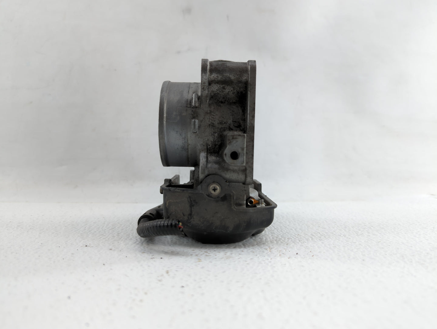 2013-2017 Honda Accord Throttle Body P/N:GMF4A Fits Fits 2013 2014 2015 2016 2017 2018 OEM Used Auto Parts - Oemusedautopart