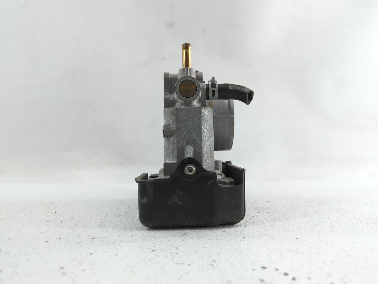 2013-2017 Honda Accord Throttle Body P/N:GMF4A Fits Fits 2013 2014 2015 2016 2017 2018 OEM Used Auto Parts - Oemusedautopart
