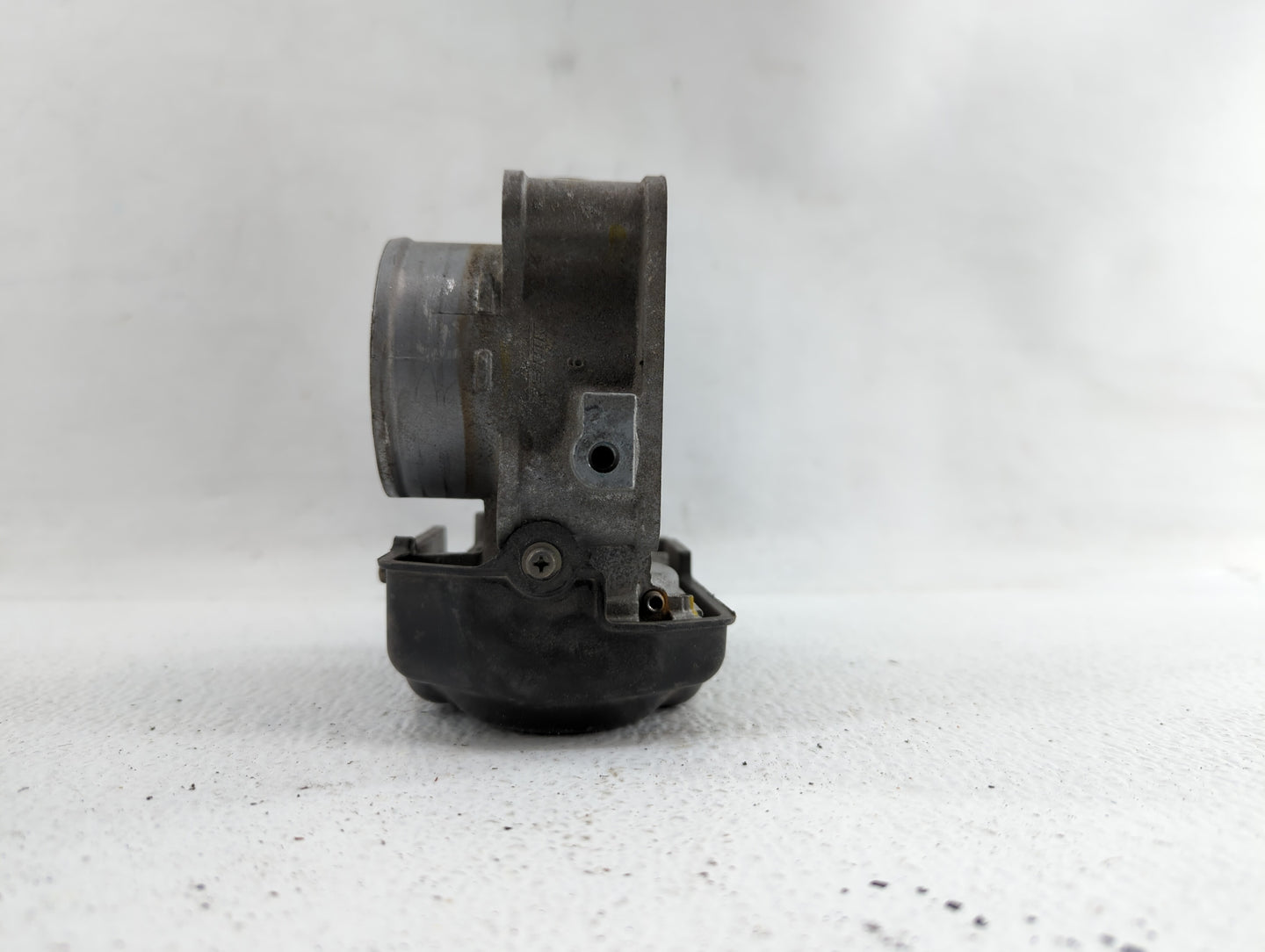 2013-2017 Honda Accord Throttle Body P/N:GMF4A Fits Fits 2013 2014 2015 2016 2017 2018 OEM Used Auto Parts - Oemusedautopart
