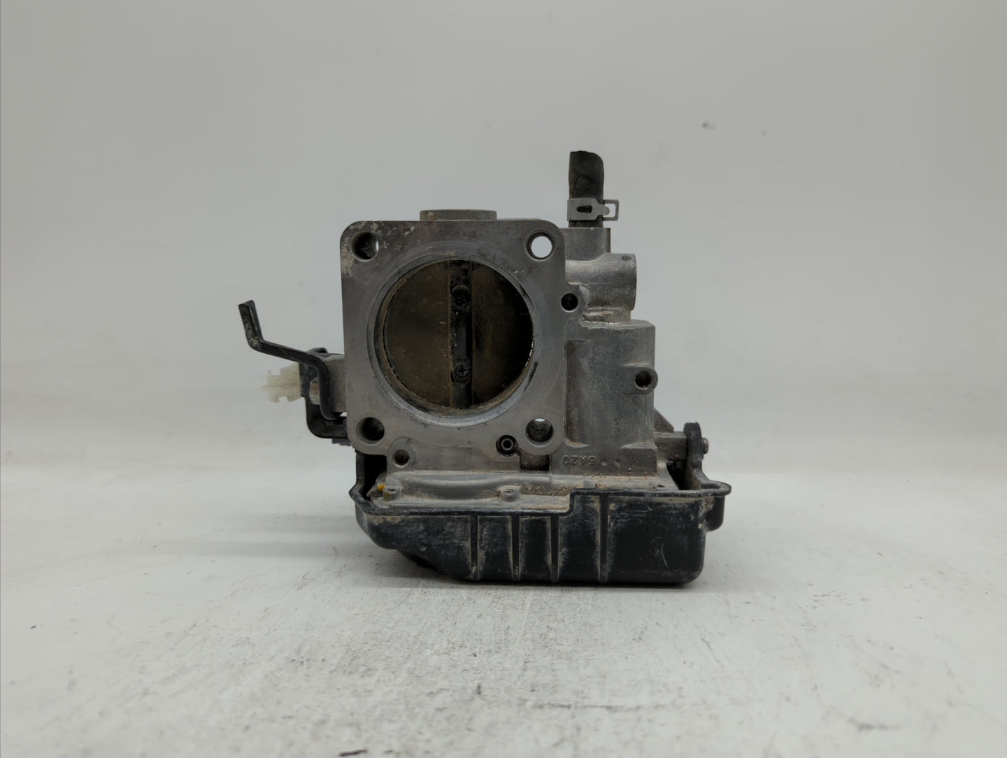 2013-2017 Honda Accord Throttle Body P/N:GMF4A Fits Fits 2013 2014 2015 2016 2017 2018 OEM Used Auto Parts - Oemusedautopart