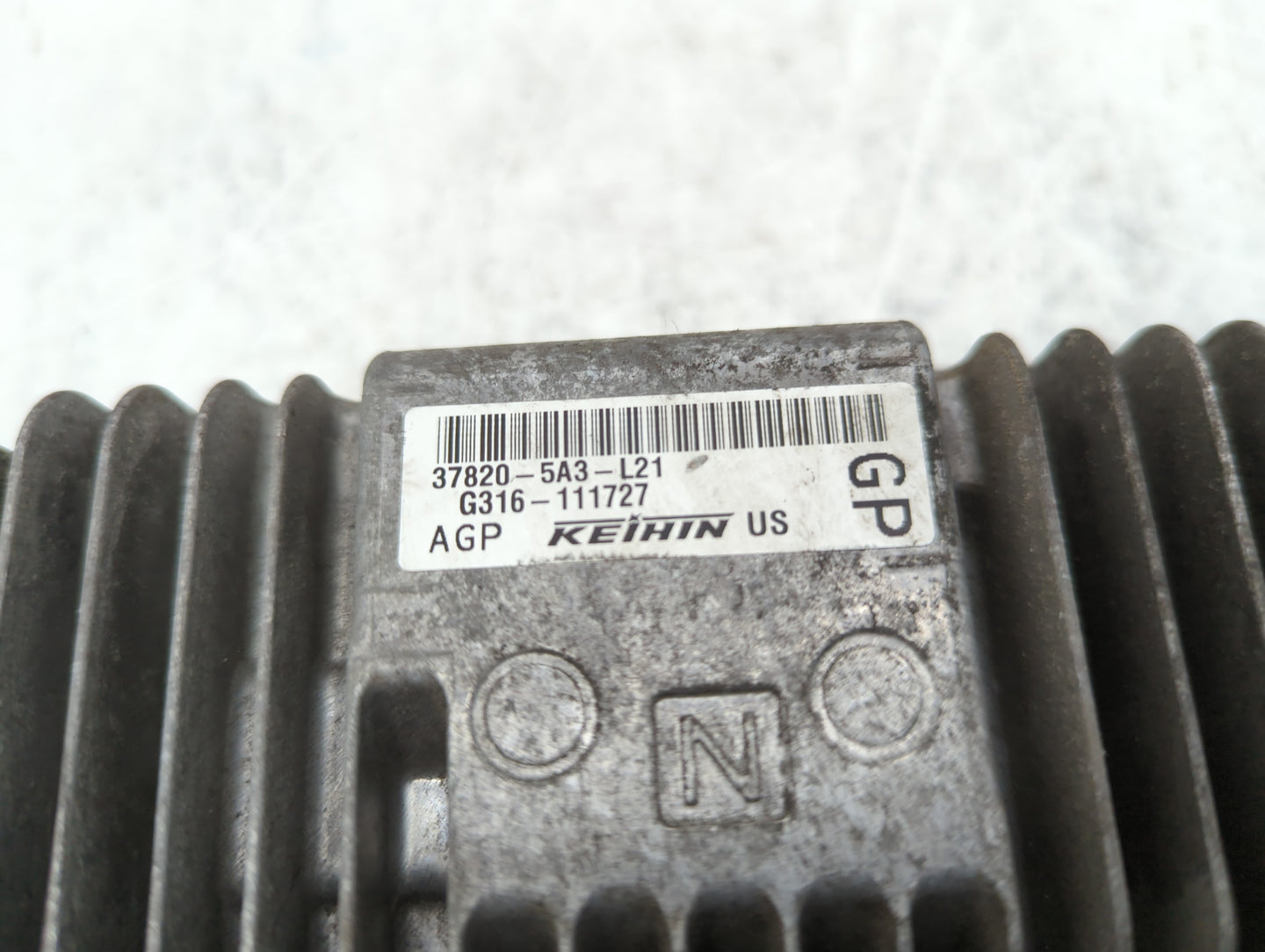 2014 Honda Accord PCM Engine Control Computer ECU ECM PCU OEM P/N:37820-5A3-L21 37820-5A3-L22 Fits OEM Used Auto Parts - Oem