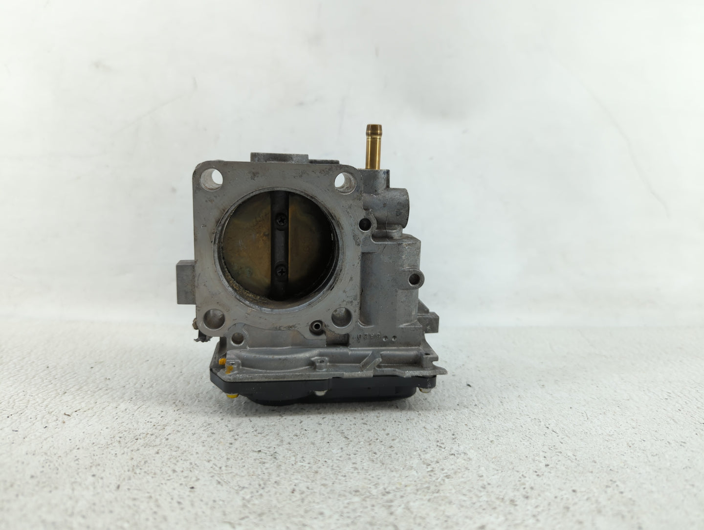 2013-2017 Honda Accord Throttle Body P/N:GMF4A Fits Fits 2013 2014 2015 2016 2017 2018 OEM Used Auto Parts - Oemusedautopart