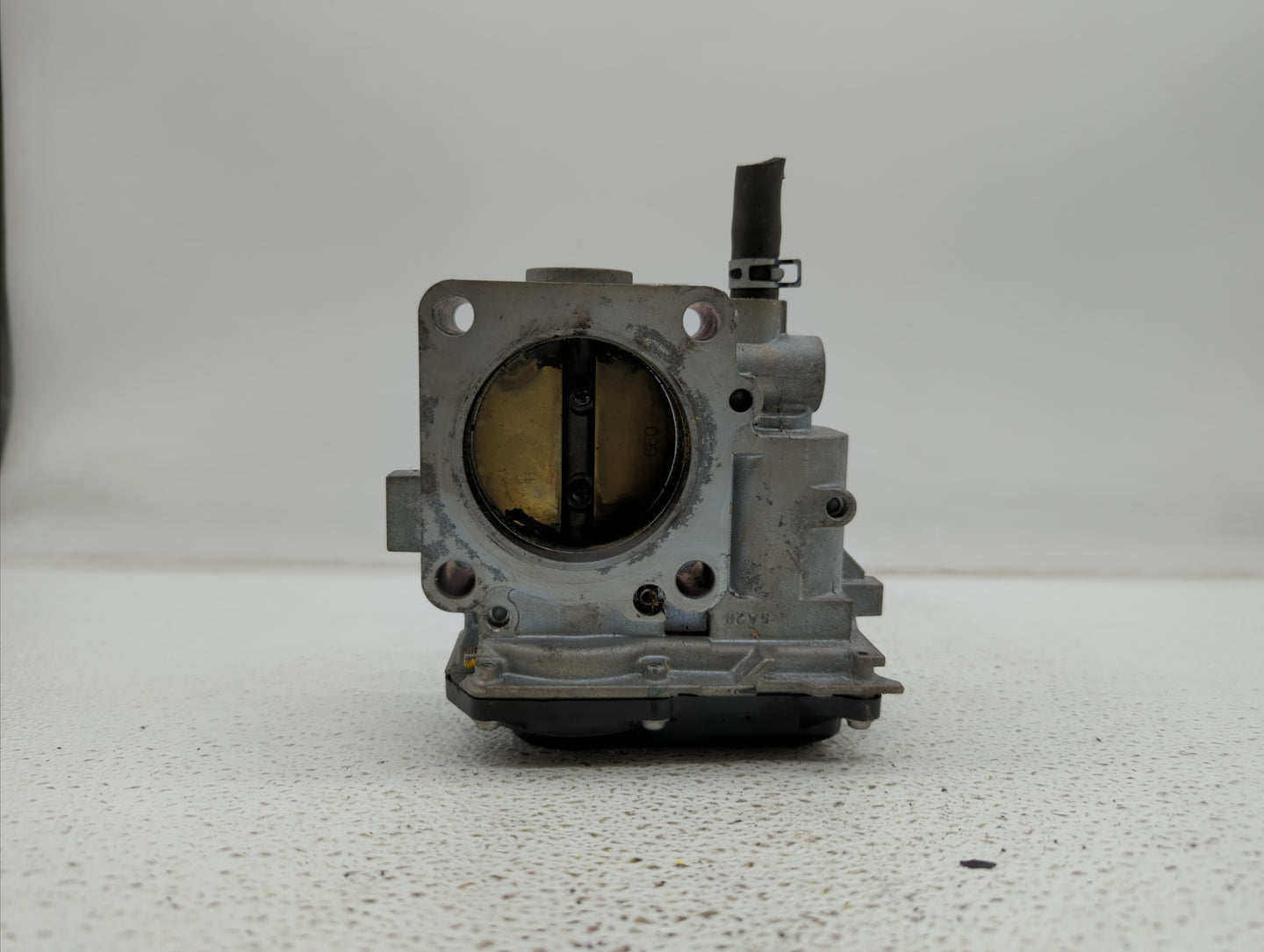 2013-2017 Honda Accord Throttle Body P/N:GMF4A Fits Fits 2013 2014 2015 2016 2017 2018 OEM Used Auto Parts - Oemusedautopart