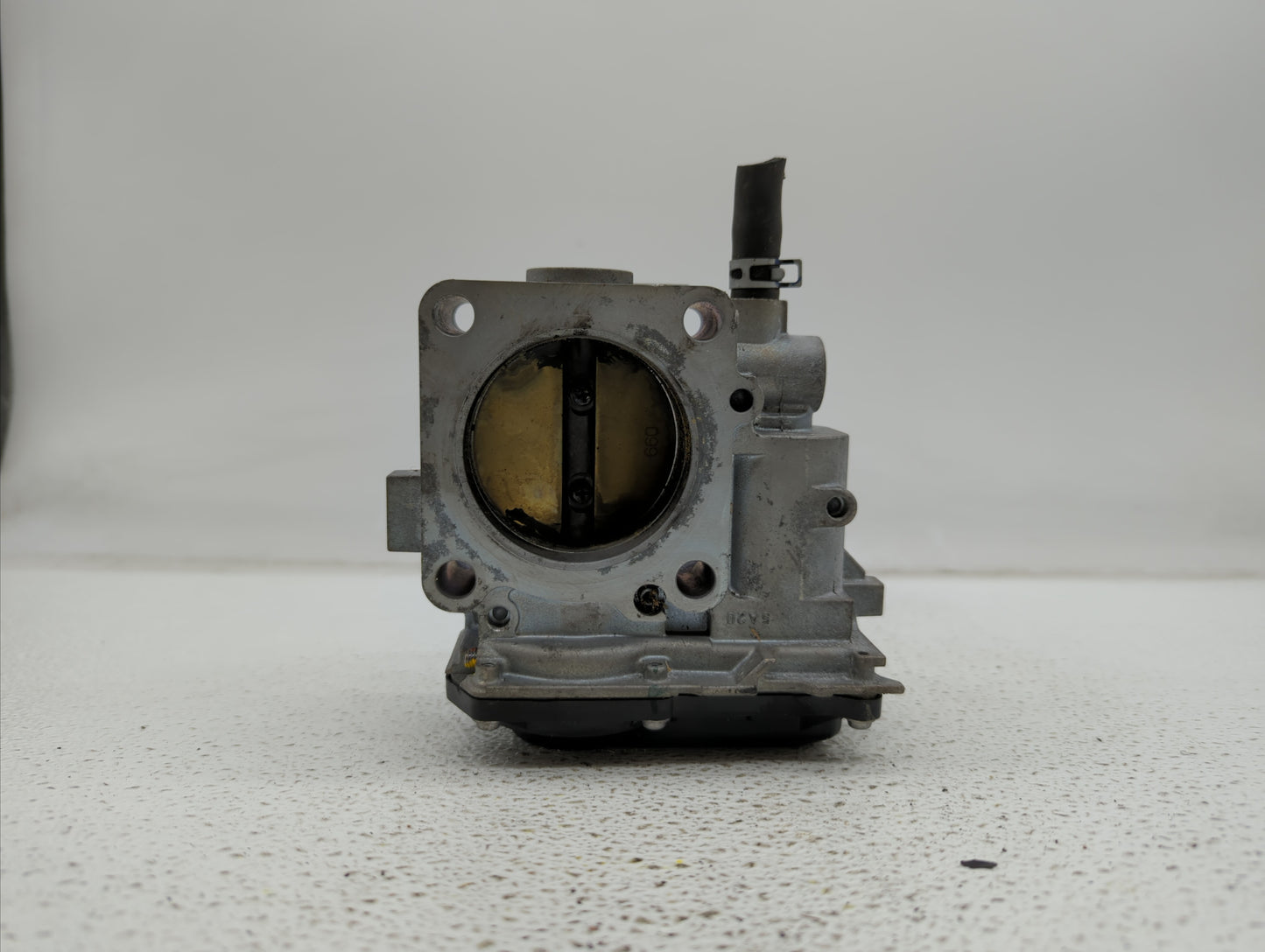 2013-2017 Honda Accord Throttle Body P/N:GMF4A Fits Fits 2013 2014 2015 2016 2017 2018 OEM Used Auto Parts - Oemusedautopart