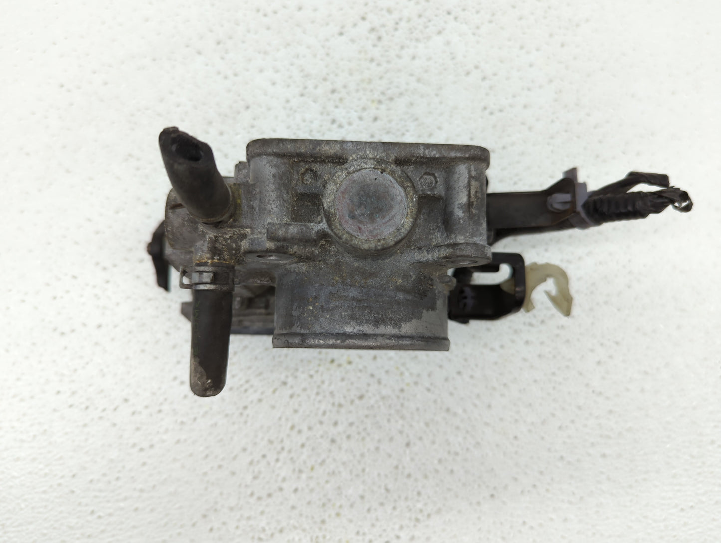 2013-2017 Honda Accord Throttle Body P/N:GMF4A Fits Fits 2013 2014 2015 2016 2017 2018 OEM Used Auto Parts - Oemusedautopart