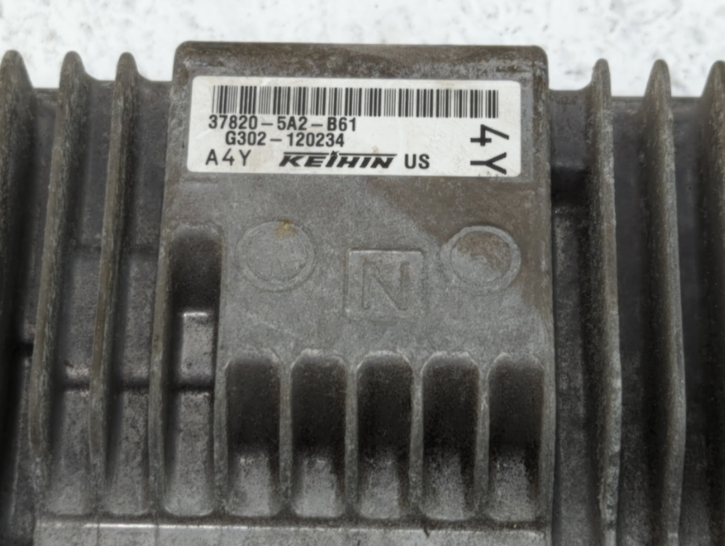 2014 Honda Accord PCM Engine Control Computer ECU ECM PCU OEM P/N:37820-5A2-G61 37820-5A2-B62, 37820-5A2-B61 Fits OEM Used A