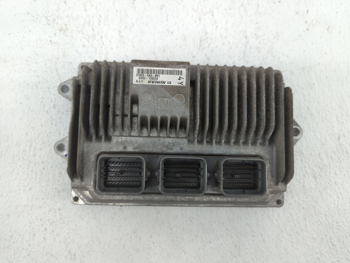 2014 Honda Accord PCM Engine Control Computer ECU ECM PCU OEM P/N:37820-5A2-G61 37820-5A2-B62, 37820-5A2-B61 Fits OEM Used A