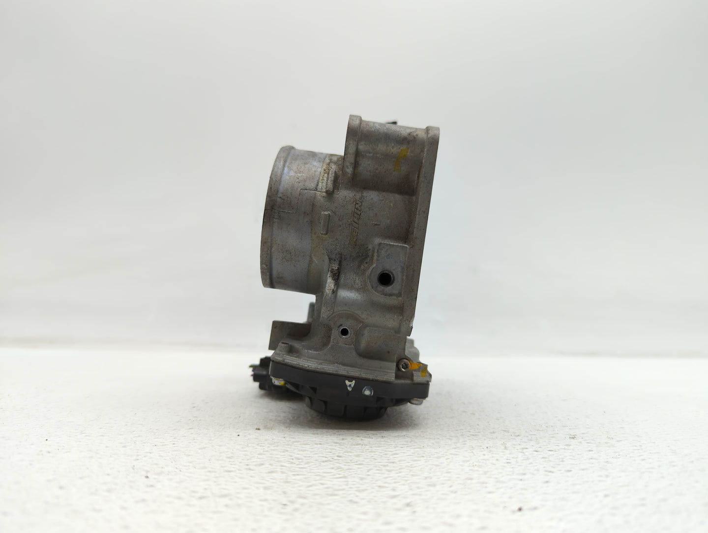 2013-2017 Honda Accord Throttle Body P/N:198504 1430 11S17, GMF4A Fits Fits 2013 2014 2015 2016 2017 2018 OEM Used Auto Part