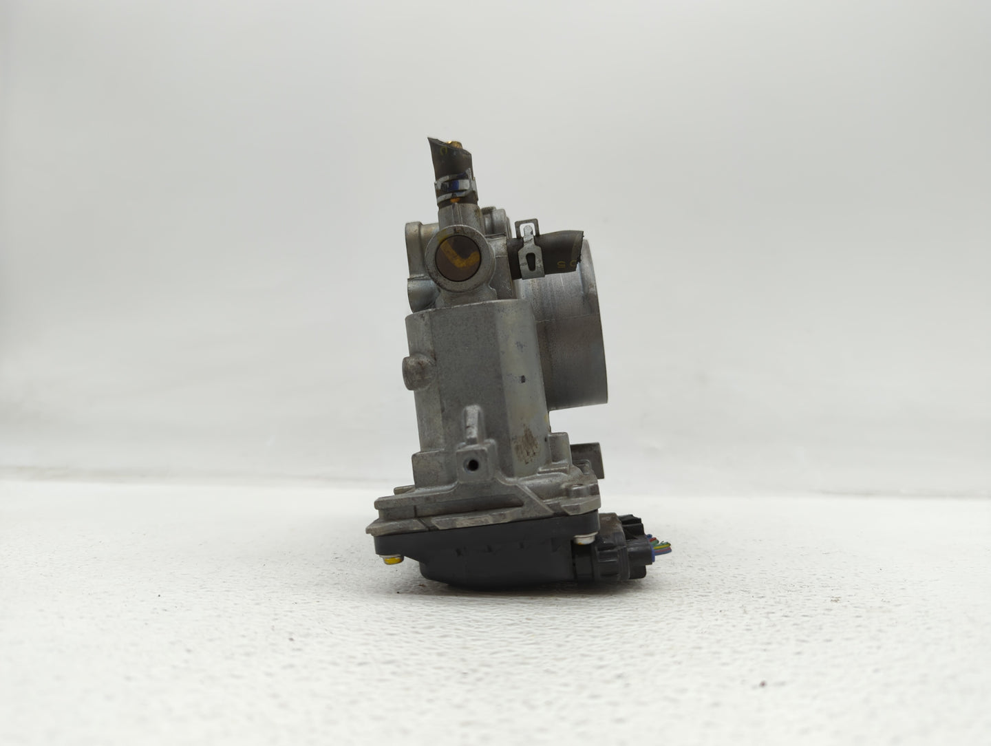 2013-2017 Honda Accord Throttle Body P/N:198504 1430 11S17, GMF4A Fits Fits 2013 2014 2015 2016 2017 2018 OEM Used Auto Part