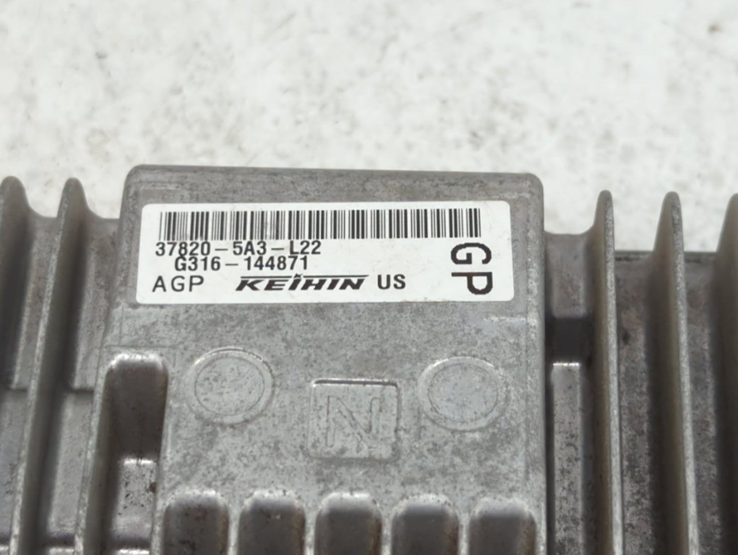 2014 Honda Accord PCM Engine Control Computer ECU ECM PCU OEM P/N:37820-5A2-G61 37820-5A2-B62, 37820-5A2-B61 Fits OEM Used A