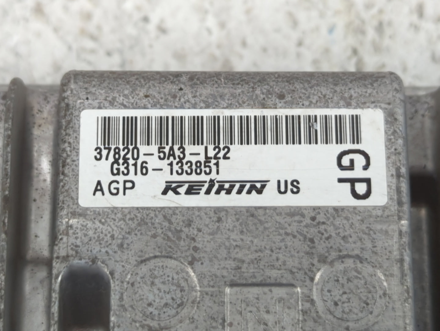 2014 Honda Accord PCM Engine Control Computer ECU ECM PCU OEM P/N:37820-5A3-L21 37820-5A3-L22 Fits OEM Used Auto Parts - Oem