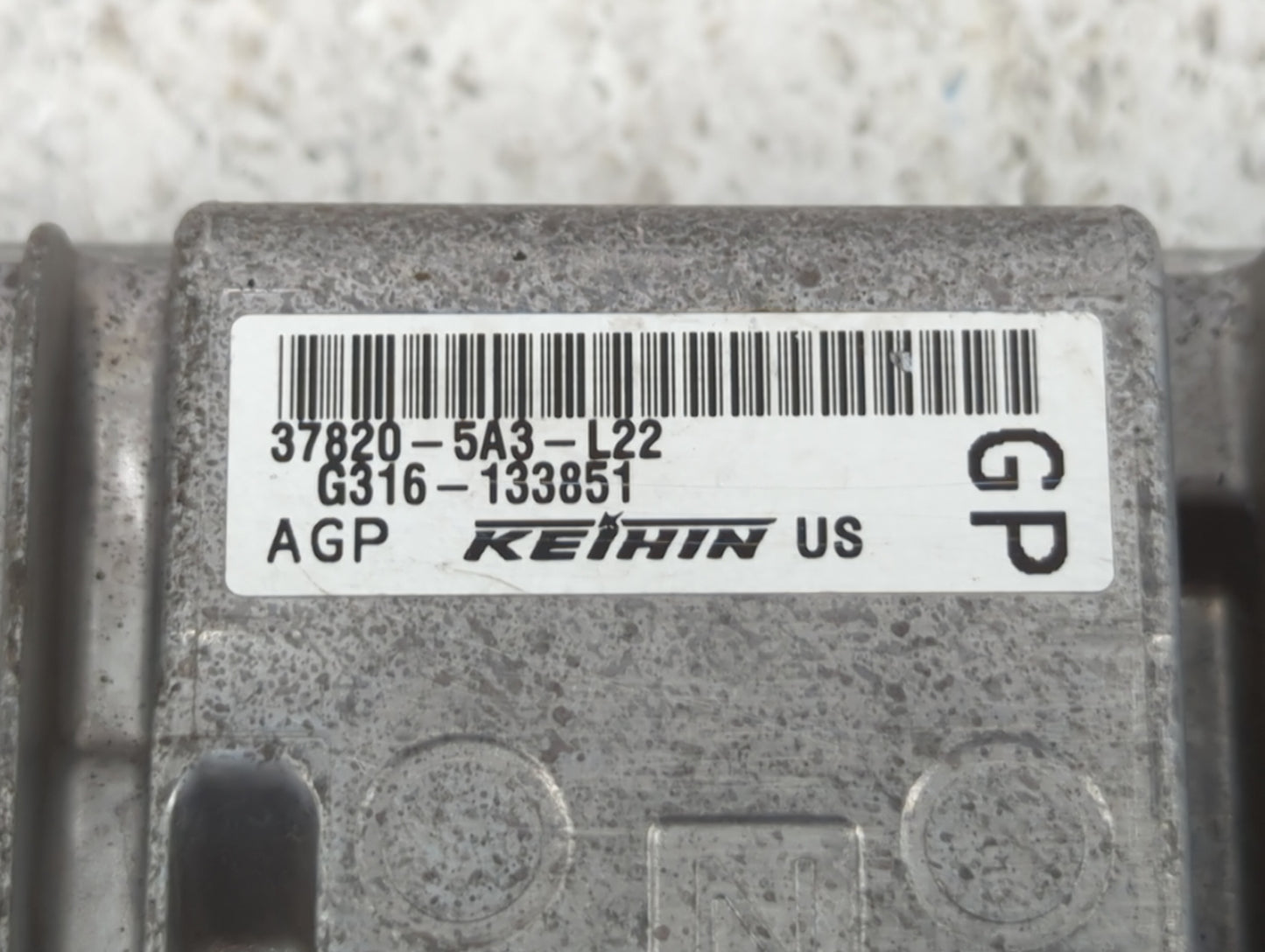 2014 Honda Accord PCM Engine Control Computer ECU ECM PCU OEM P/N:37820-5A3-L21 37820-5A3-L22 Fits OEM Used Auto Parts - Oem