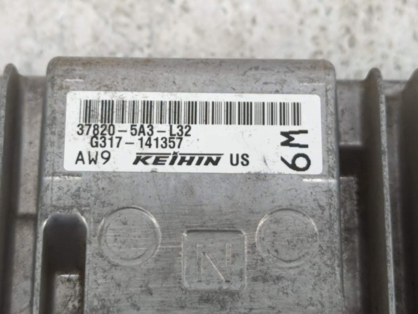 2014 Honda Accord PCM Engine Control Computer ECU ECM PCU OEM P/N:37820-5A3-L31 37820-5A3-L32 Fits OEM Used Auto Parts - Oem