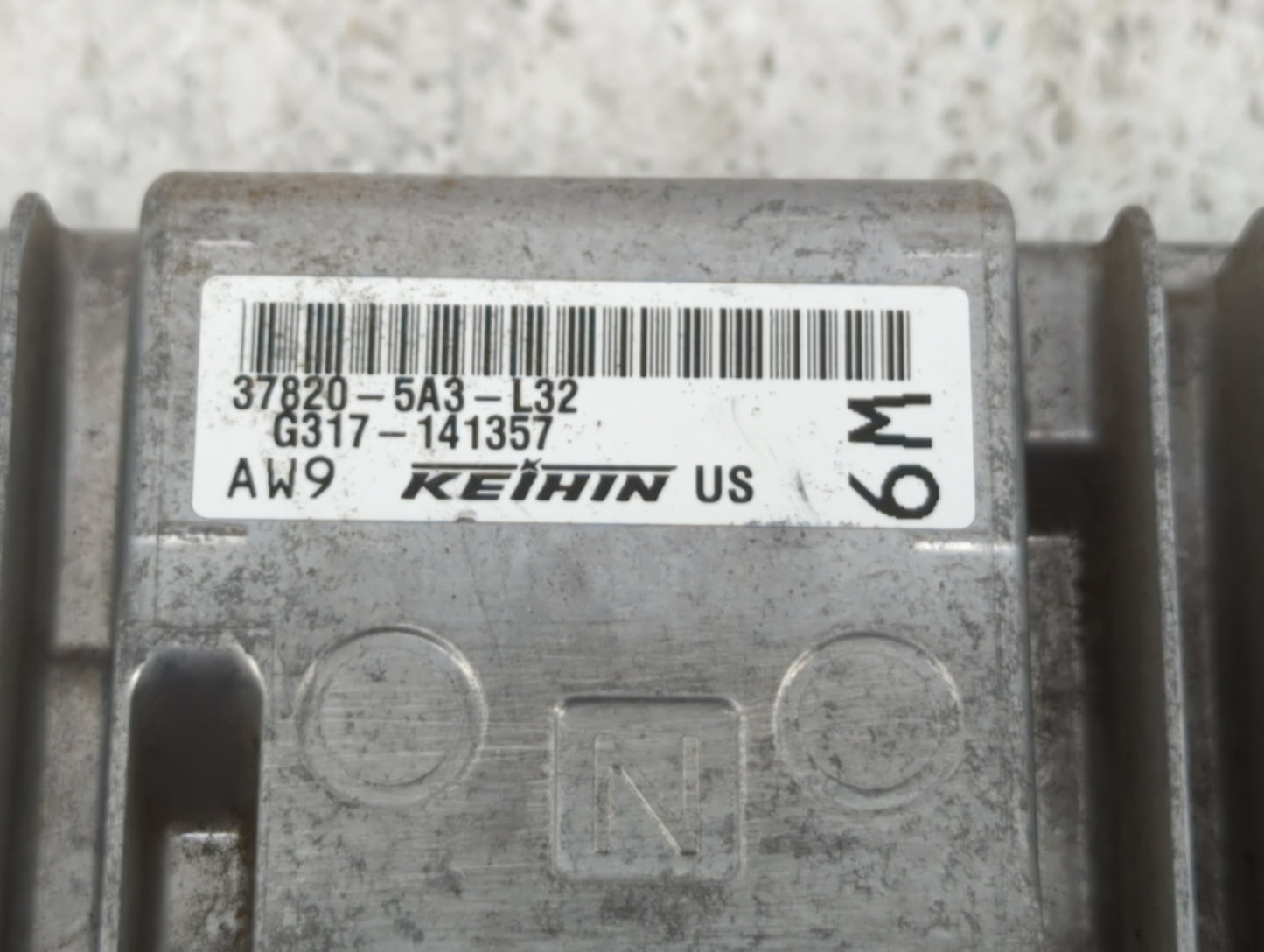 2014 Honda Accord PCM Engine Control Computer ECU ECM PCU OEM P/N:37820-5A3-L31 37820-5A3-L32 Fits OEM Used Auto Parts - Oem