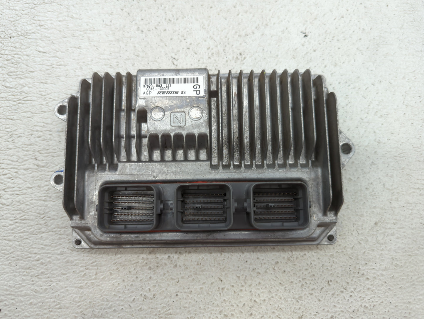 2014 Honda Accord PCM Engine Control Computer ECU ECM PCU OEM P/N:37820-5A3-L21 37820-5A3-L22 Fits OEM Used Auto Parts - Oem