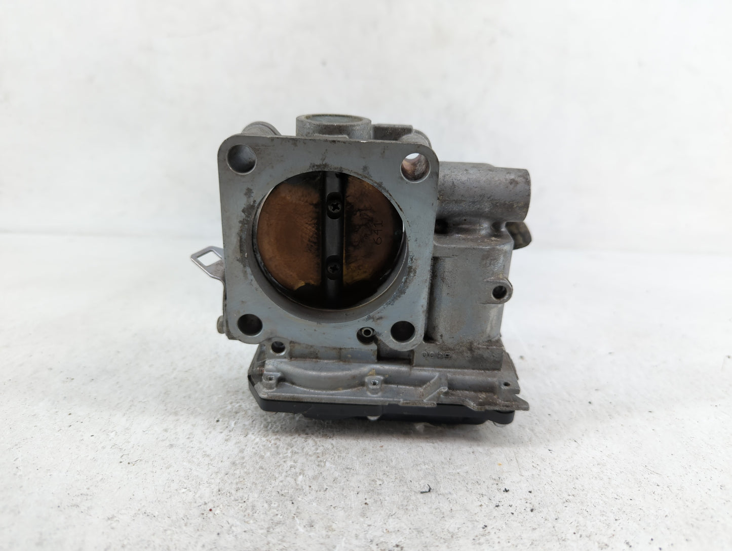 2013-2017 Honda Accord Throttle Body P/N:GMF5A Fits Fits 2013 2014 2015 2016 2017 OEM Used Auto Parts - Oemusedautoparts1.co