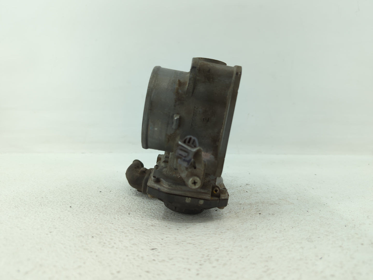 2013-2017 Honda Accord Throttle Body P/N:GMF5A Fits Fits 2013 2014 2015 2016 2017 OEM Used Auto Parts - Oemusedautoparts1.co
