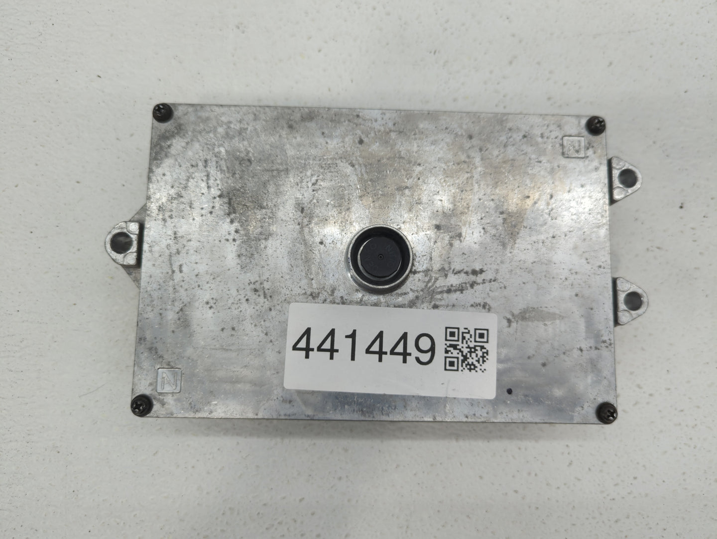 2014 Honda Accord PCM Engine Control Computer ECU ECM PCU OEM P/N:37820-5A2-B52 37820-5A2-B51 Fits OEM Used Auto Parts - Oem