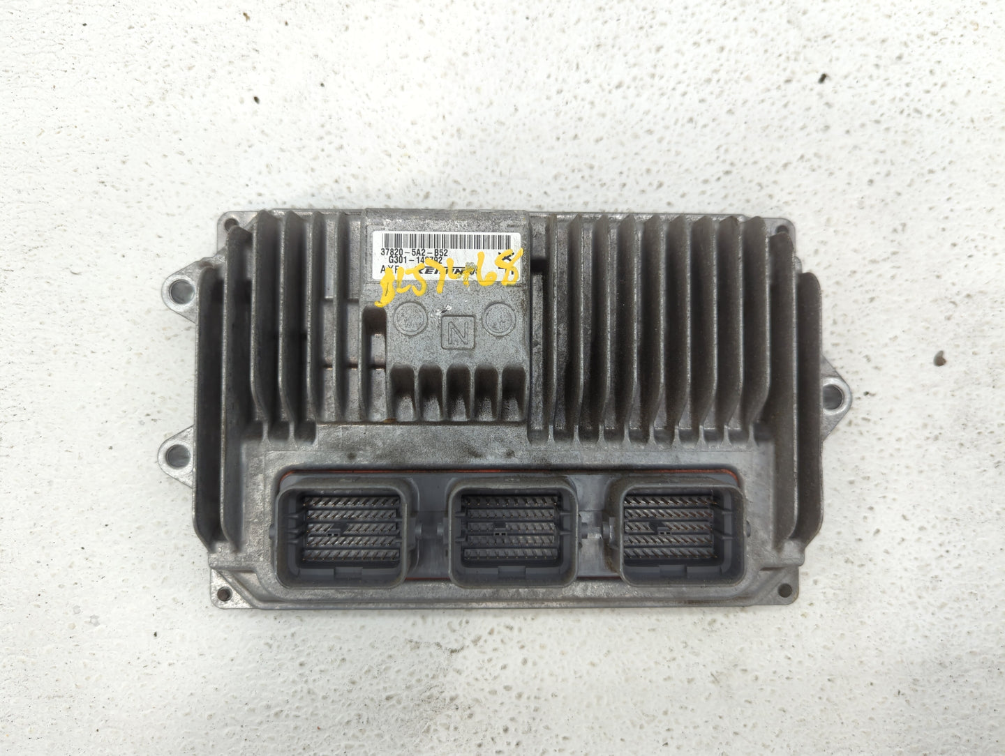 2014 Honda Accord PCM Engine Control Computer ECU ECM PCU OEM P/N:37820-5A2-B52 Fits OEM Used Auto Parts - Oemusedautoparts1