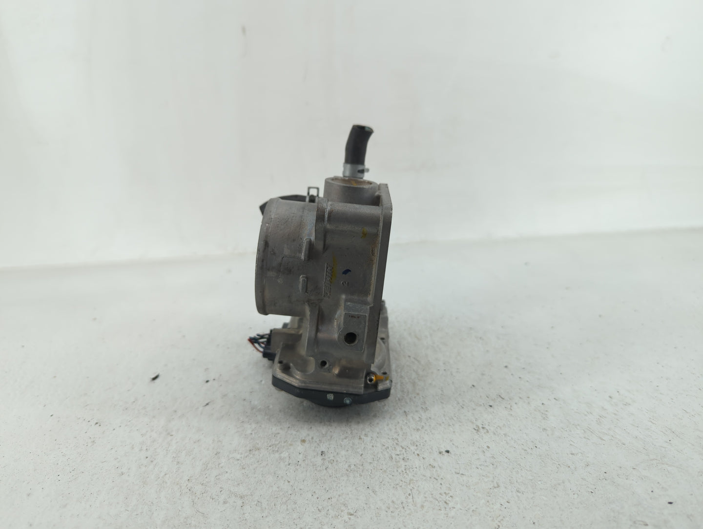 2013-2017 Honda Accord Throttle Body P/N:GMF4A Fits Fits 2013 2014 2015 2016 2017 2018 2019 2020 2021 2022 OEM Used Auto Par