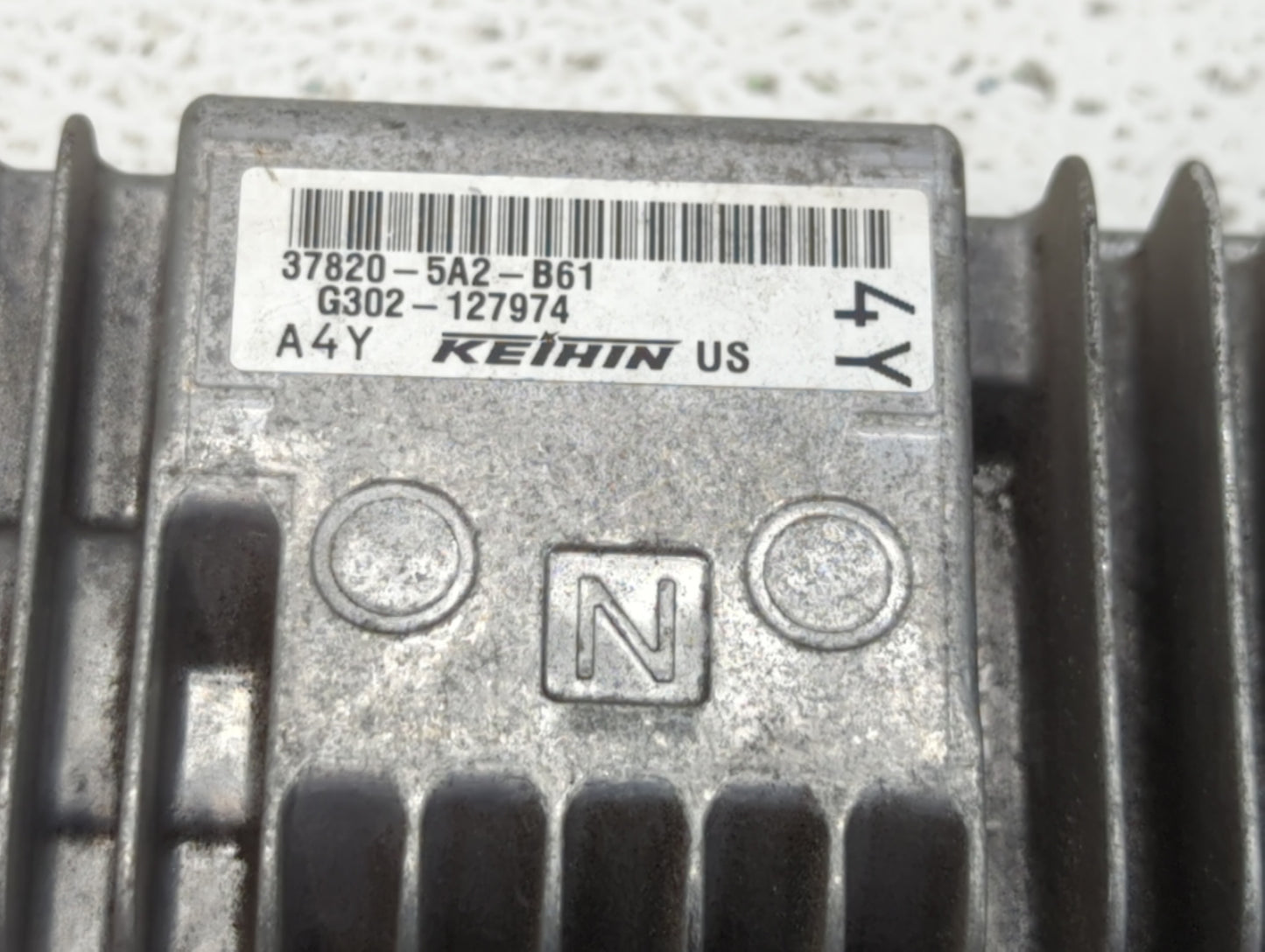 2014 Honda Accord PCM Engine Control Computer ECU ECM PCU OEM P/N:37820-5A2-G61 37820-5A2-B62, 37820-5A2-B61 Fits OEM Used A