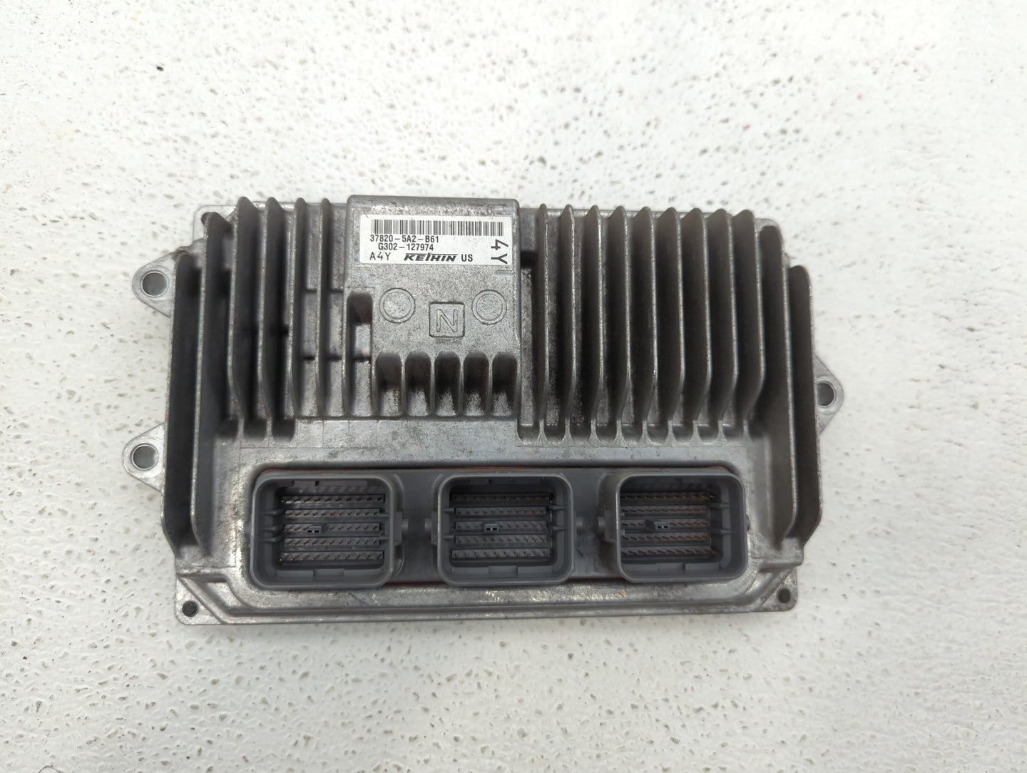 2014 Honda Accord PCM Engine Control Computer ECU ECM PCU OEM P/N:37820-5A2-G61 37820-5A2-B62, 37820-5A2-B61 Fits OEM Used A