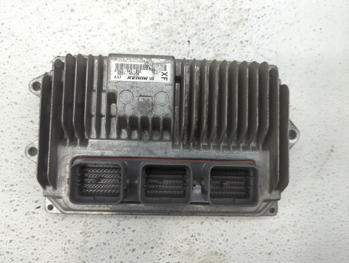 2014 Honda Accord PCM Engine Control Computer ECU ECM PCU OEM P/N:37820-5A3-L12 37820-5A2-B52, 37820-5A2-B51 Fits OEM Used A