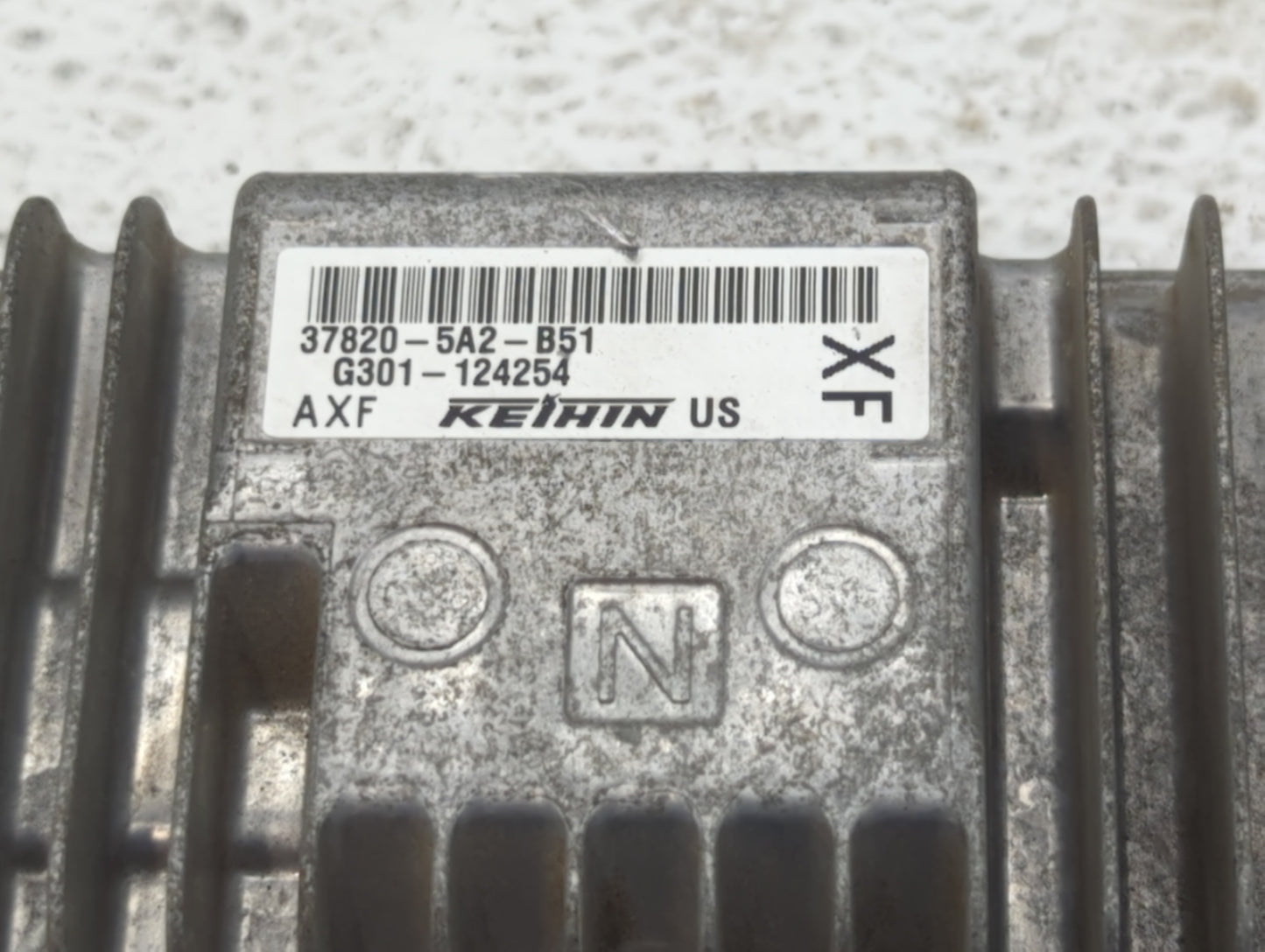 2014 Honda Accord PCM Engine Control Computer ECU ECM PCU OEM P/N:37820-5A3-L12 37820-5A2-B52, 37820-5A2-B51 Fits OEM Used A