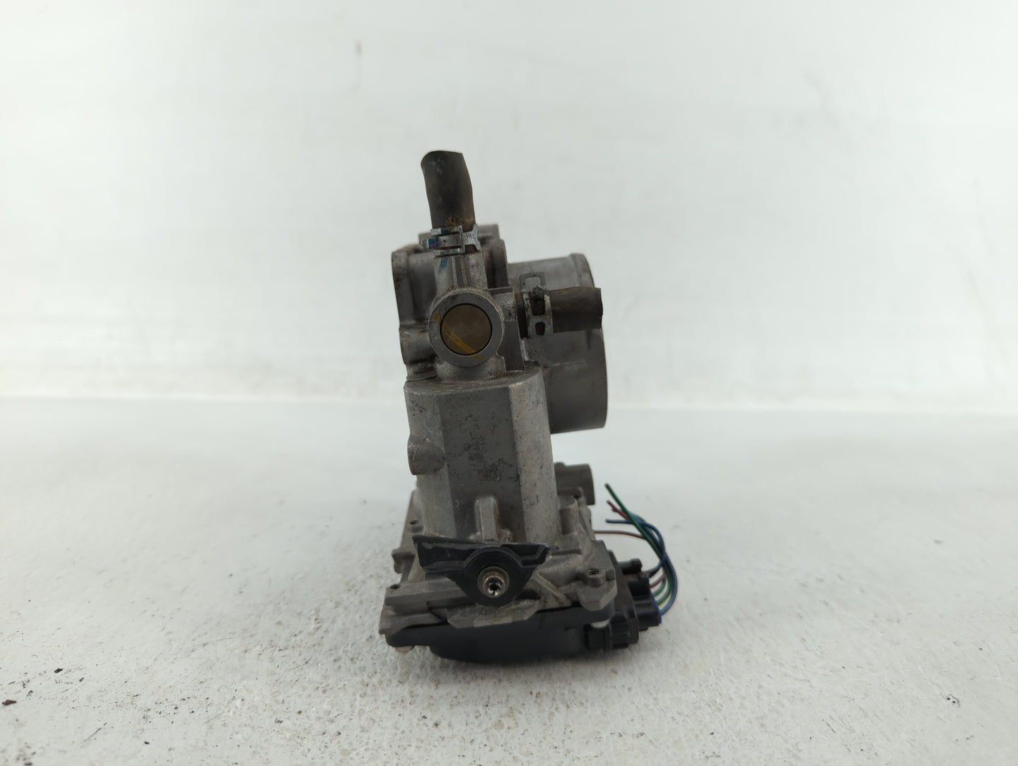 2013-2017 Honda Accord Throttle Body P/N:GMF4A Fits Fits 2013 2014 2015 2016 2017 2018 2019 2020 2021 2022 OEM Used Auto Par