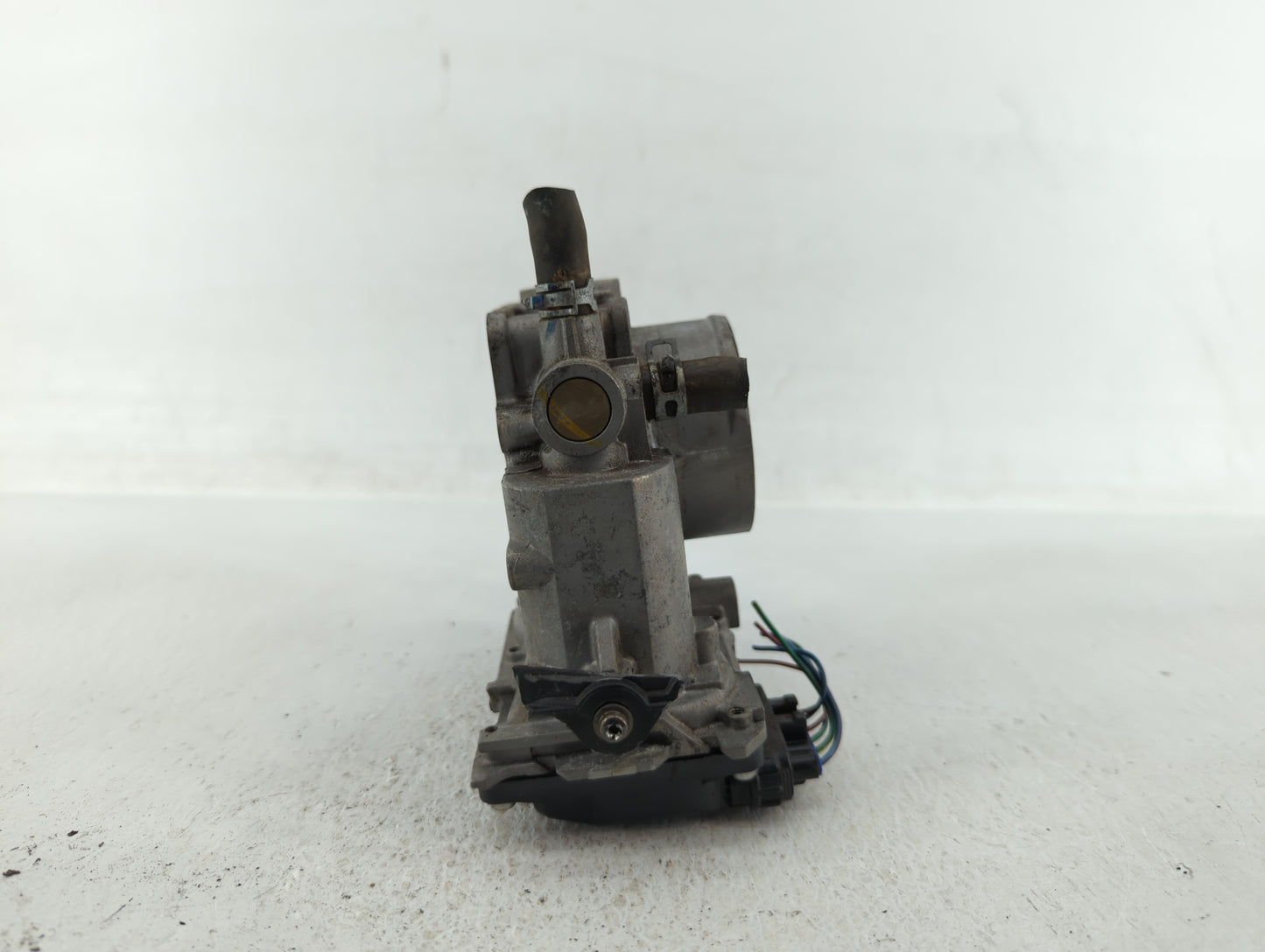 2013-2017 Honda Accord Throttle Body P/N:GMF4A Fits Fits 2013 2014 2015 2016 2017 2018 2019 2020 2021 2022 OEM Used Auto Par